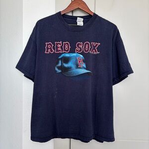 VINTAGE 2000 BOSTON RED SOX GRAPHIC HELMET NAVY BLUE T-SHIRT MENS XL